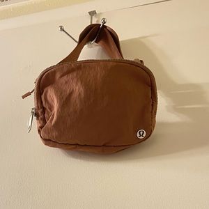 Lululemon fanny pack